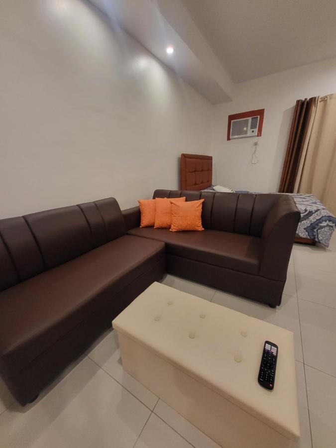 Spacious Minimalist Studio At Matina Enclaves Davao City Buitenkant foto