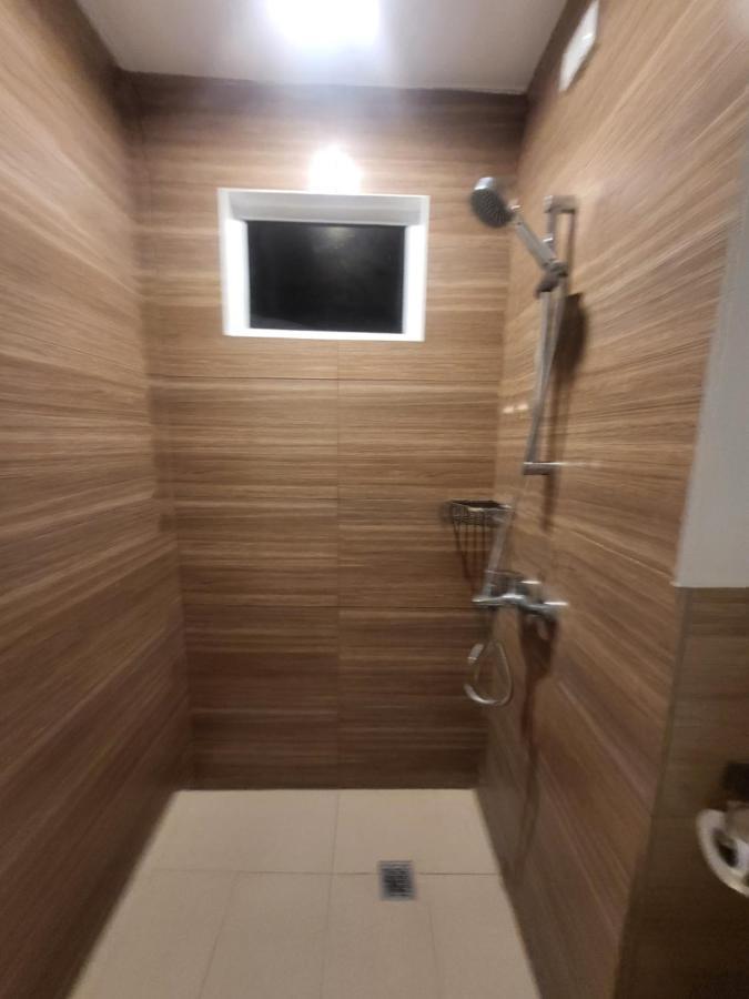 Spacious Minimalist Studio At Matina Enclaves Davao City Buitenkant foto